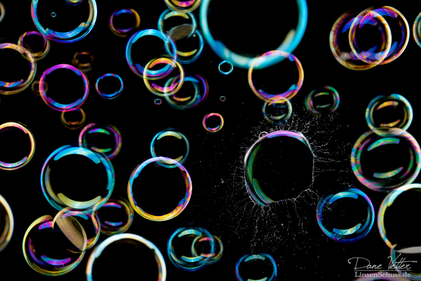 The exploding Bubble